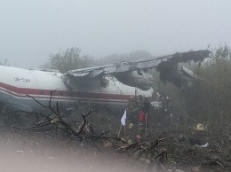 При аварийной посадке Ан-12 под Львовом погибли трое