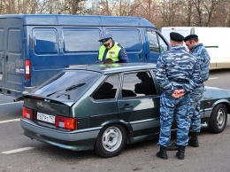 ГИБДД: водителям следует давать сутки на снятие тонировки