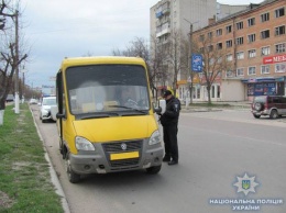 Полиция усиленно начала проверять водителей