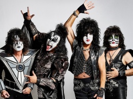 Группа Kiss решила устроить подводный концерт: что известно