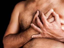 6 причин, из-за которых у мужчин растет грудь