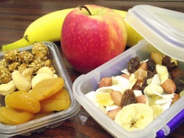 Популярный фрукт школьников значительно подорожал: сколько теперь стоит перекус