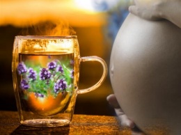 Чабрец в чай - о запоре забывай: ТОП-3 проблемы после родов решает один напиток