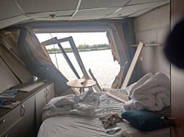 Нос в каюте. В Одесской области сухогруз врезался в немецкий круизный лайнер (ФОТО, ВИДЕО)