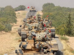 Турция стягивает войска к границе с Сирией