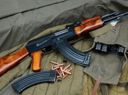 Житель Днепропетровщины устроил дома склад оружия