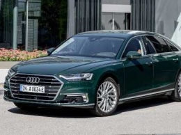 Самое дорогое ДТП года, рычащие электрокары Tesla и "позеленевшие" Audi A8 и Q7: ТОП автоновостей дня
