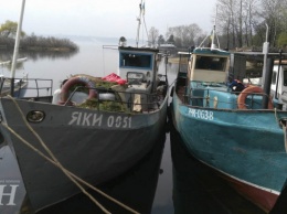 На Киевском и Каневском водохранилищах почти исчерпан допустимый объем промышленного вылова рыбы