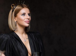 Известная блогер из Днепра Анна Алхимова развелась с мужем