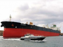 У берегов Саудовской Аравии взорвался иранский танкер: что об этом известно
