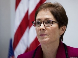 Экс-посол США в Украине дает показания в Конгрессе