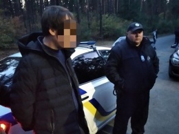 Под Киевом мужчина похилил бывшую девушку и повез в поле "поговорить"