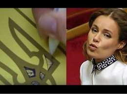 Как Королевская снимает стресс в Раде: удивительные кадры из парламента. ВИДЕО