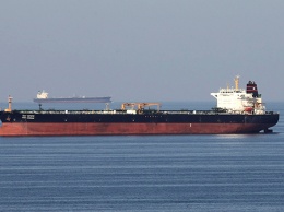 Остановлена утечка нефти из атакованного близ Саудовской Аравии иранского танкера