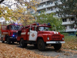 «Горел пансионат»: почти два десятка спасателей тушили пожар