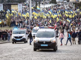 Массовые мероприятия в Киеве проходят без нарушений правопорядка, - полиция