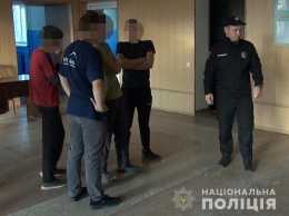 Задержан директор интерната, который эксплуатировал детский труд в Запорожской области (ФОТО)