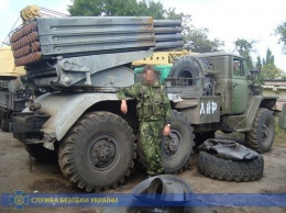 СБУ задержала экс-боевика "ЛНР", подозреваемого в артобстрелах луганского аэропорта