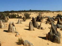 Загадочные древние сооружения нашли под песками Сахары