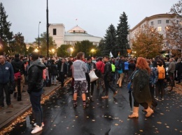 В Польше сотни митингующих протестовали против запрета секспросвета в школах