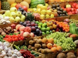 Украинцы потребляют вдвое меньше рекомендованного объема овощей и на 30% меньше фруктов и ягод