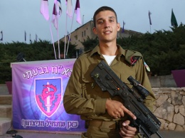 20-летний украинец реализовал свою мечту и стал бойцом элитной бригады израильской армии (фото)