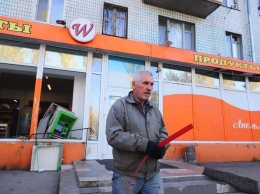 Подрывники не смогли унести все деньги: подробности взрыва банкомата в Запорожье и фоторепортаж с места происшествия