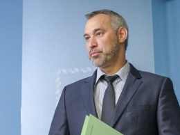 Будет сушить сухари: генпрокурор Рябошапка занялся нардепом от "Слуги народа" - Зеленский не спасет