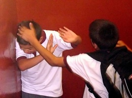 В Акимовке школьника избили на уроке