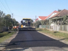В селах и городах Киевщины отремонтируют более 50 дорог (список)