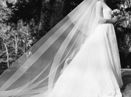 Новые фото свадебного платья Карли Клосс