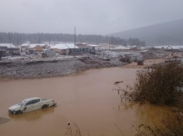 Число погибших из-за прорыва дамбы в Красноярском крае выросло до 13