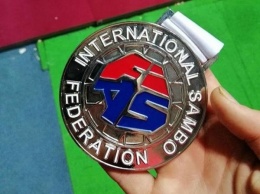 Криворожанки завоевали «серебро» на молодежном чемпионате по самбо