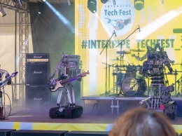 Рок-группа роботов, аллея стартапов и киберспортивные турниры: как в Днепре проходит Interpipe TechFest 2019