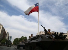 В Чили из-за протестов ввели комендантский час, есть погибшие
