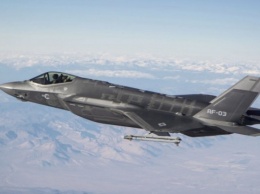 В США отложили принятие решения о крупносерийном производстве истребителей F-35
