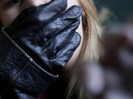 Пугающий случай в Харькове: девушку затащили в машину и увезли в неизвестном направлении