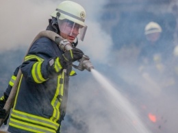 Пожар на Днепропетровщине: сотрудники ГСЧС тушили баню