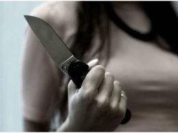 В Запорожье женщина с ножом набросилась на детей: двое малышей в реанимации