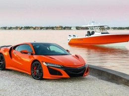 Яхта Honda SJ32 получила эксклюзивный цвет как у Acura NSX