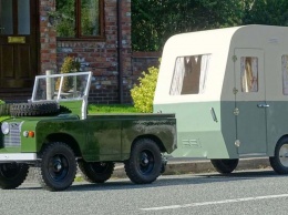 На аукцион выставлен игрушечный Land Rover и автодом (ВИДЕО)