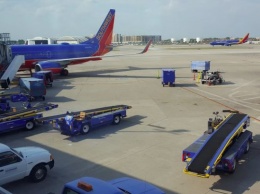 В аэропорту Чикаго взорвалась сумка во время погрузки багажа на самолет
