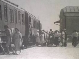 Никополь индустриальный: трудовой поезд более двадцати лет доставлял рабочих к Южнотрубному заводу, часть I