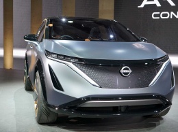 Nissan показал концептуальный электрический кроссовер Aria