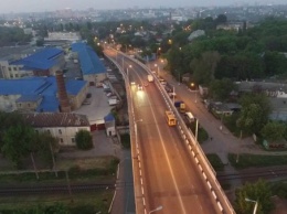 В Одессе на мосту водитель Mazda спровоцировал массовую аварию