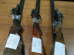 Мариупольцы сдали 47 единиц оружия в полицию, - ФОТО