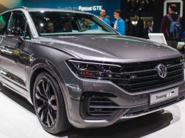 Volkswagen Touareg R получил гибридную установку