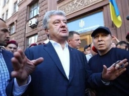 Действия ГБР против Порошенко подрывают позиции Украины в международных судах в пользу России - адвокат Новиков