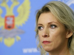 Захарова громогласно заявила, что реальным опытом Украины является лишь "самоуничтожение"