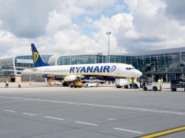 Ryanair выполнил внутренний перелет из Киева во Львов, но без пассажиров: в чем причина